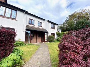 Front Entrance- click for photo gallery